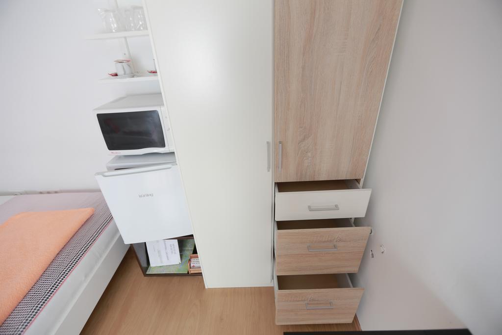 Rooms Butkovic Zagreb Buitenkant foto